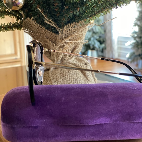 Gucci Sunglasses main image 3